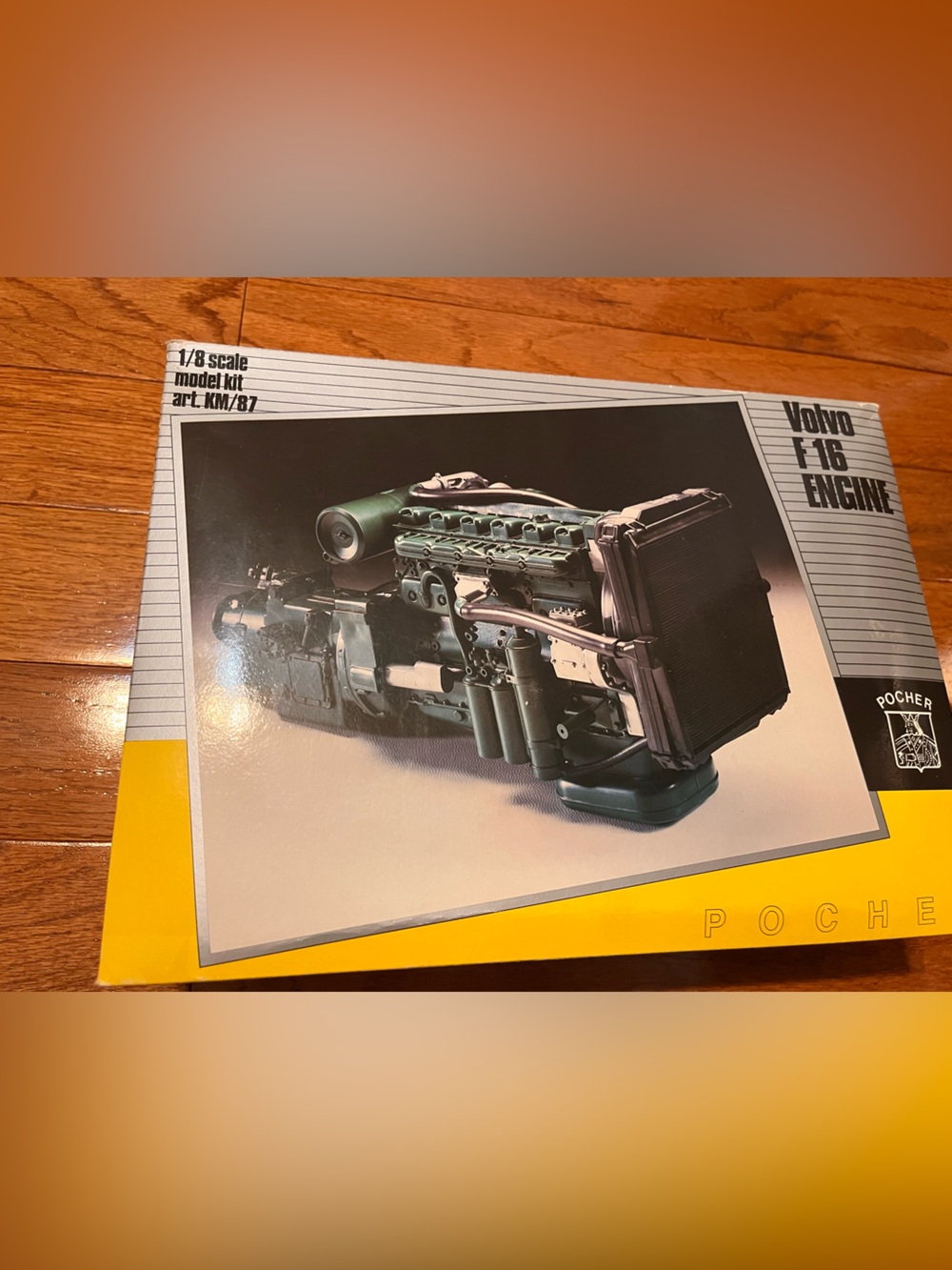 Volvo F16 Engine 1/8 Scale Model Kit Art KM/87 - New, Opened, Never Assembled